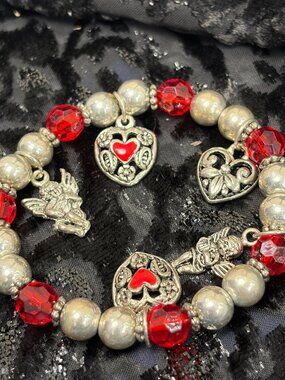 🩷2/$20✨ Red Crystal Bead Angel Cherub Heart Charm Stretch Bracelet Quirky Twee